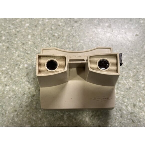 Sawyers  model G View Master Tan Colored Viewer Black Knob Rudolph Christmas 50s - Picture 4 of 10